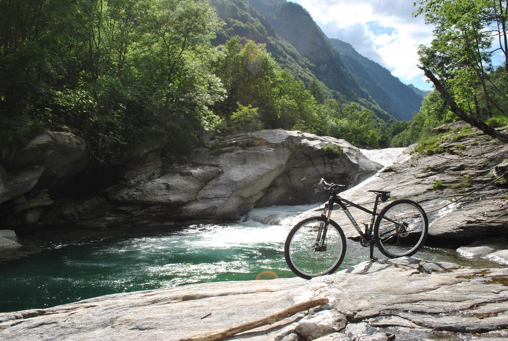 Myverzasca Resort Ai Piee Brione  Buitenkant foto